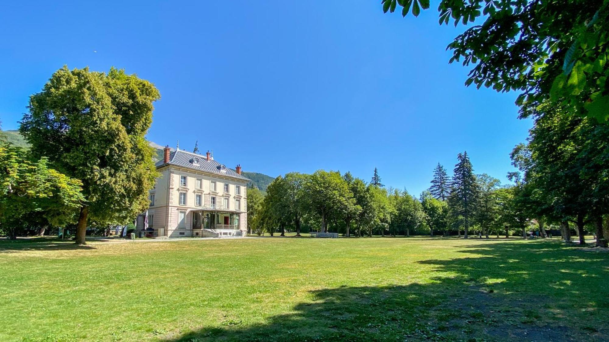 La Capitale - Les Gites De L Argile Барселоннет Экстерьер фото